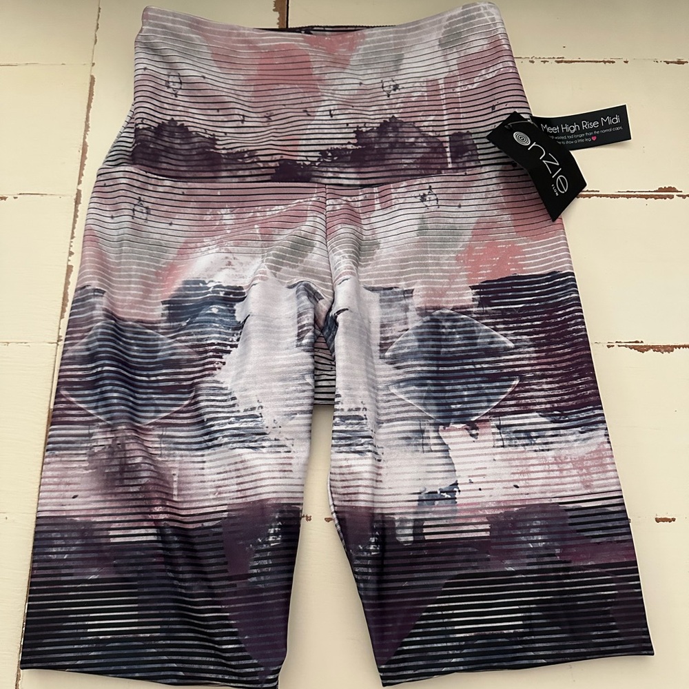 Onzie High-Waisted Midi Legging